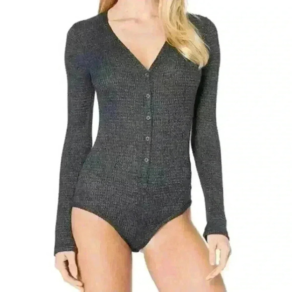 Free People Keep Your Cool Charcoal Gray Waffle Henley Bodysuit Size S - Picture 4 of 13